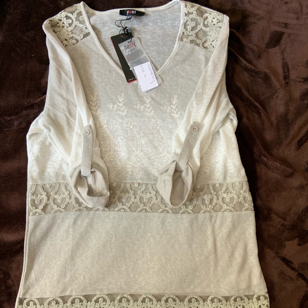 3/4 sleeve flower print top